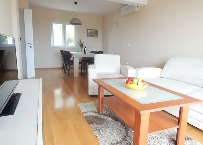 Apartman Karlo