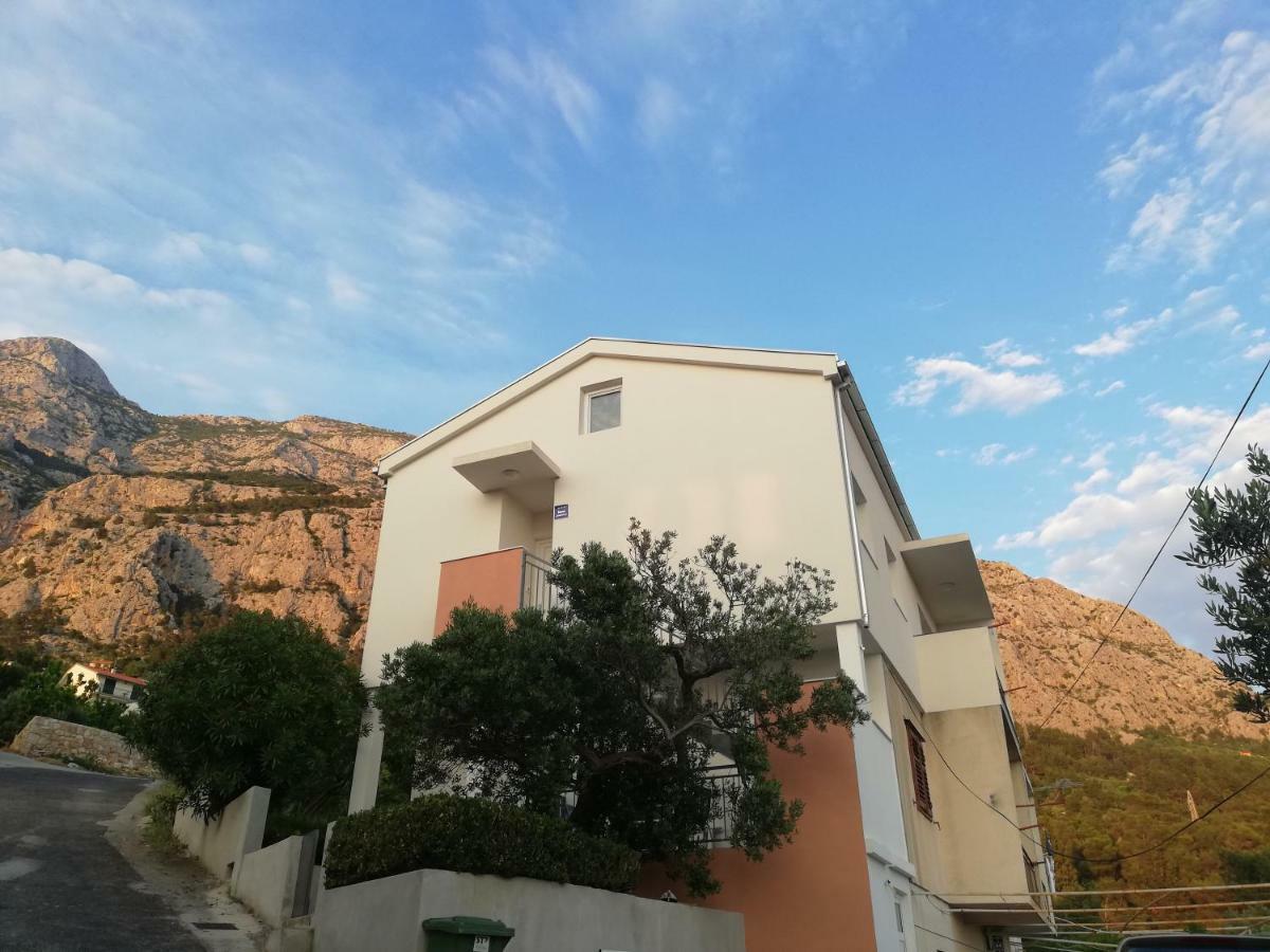 Karlo Apartment Makarska